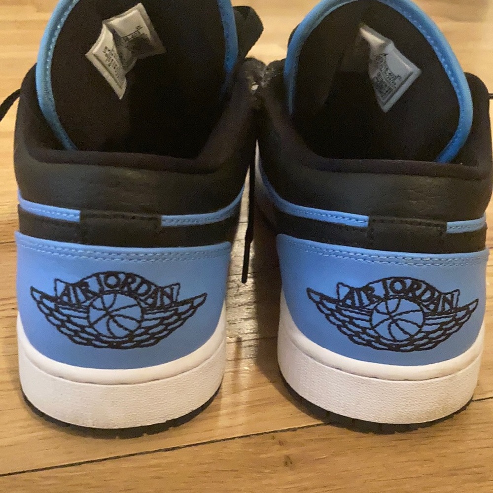 Air Jordan 1 low size 9.5
